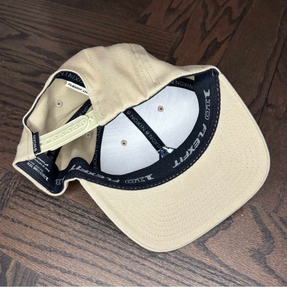 Nixon Hat - Flexfit SnapBack - Picture 9 of 10